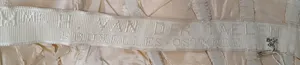 Label van Madame H. Van der Taelen