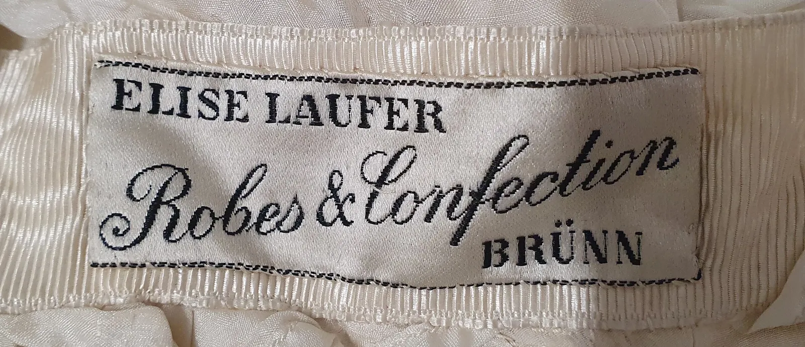 Label van Elise Laufer