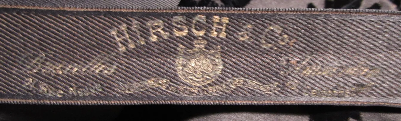 Label van Hirsch & Co