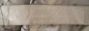 Label van Madame Jeanne Loebmann