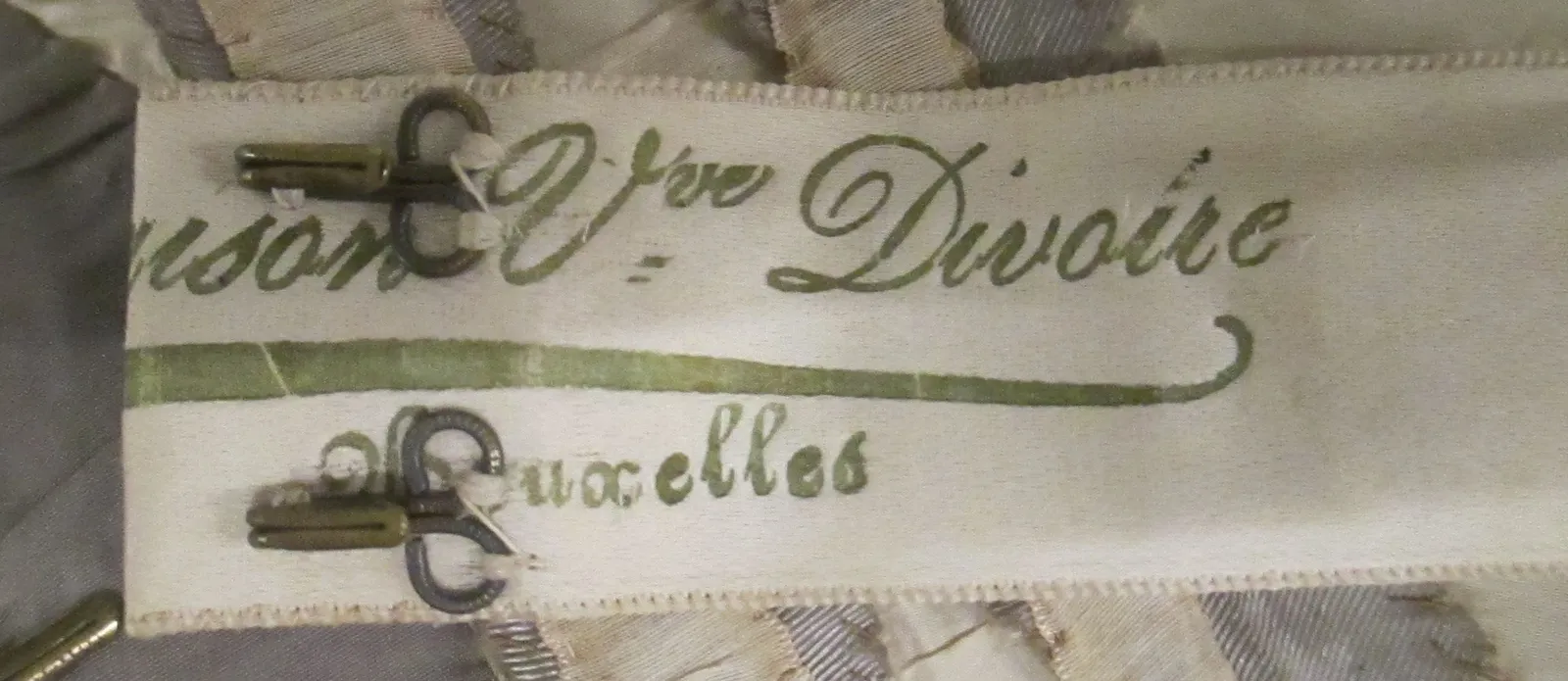 Label van Maison Veuve Divoire