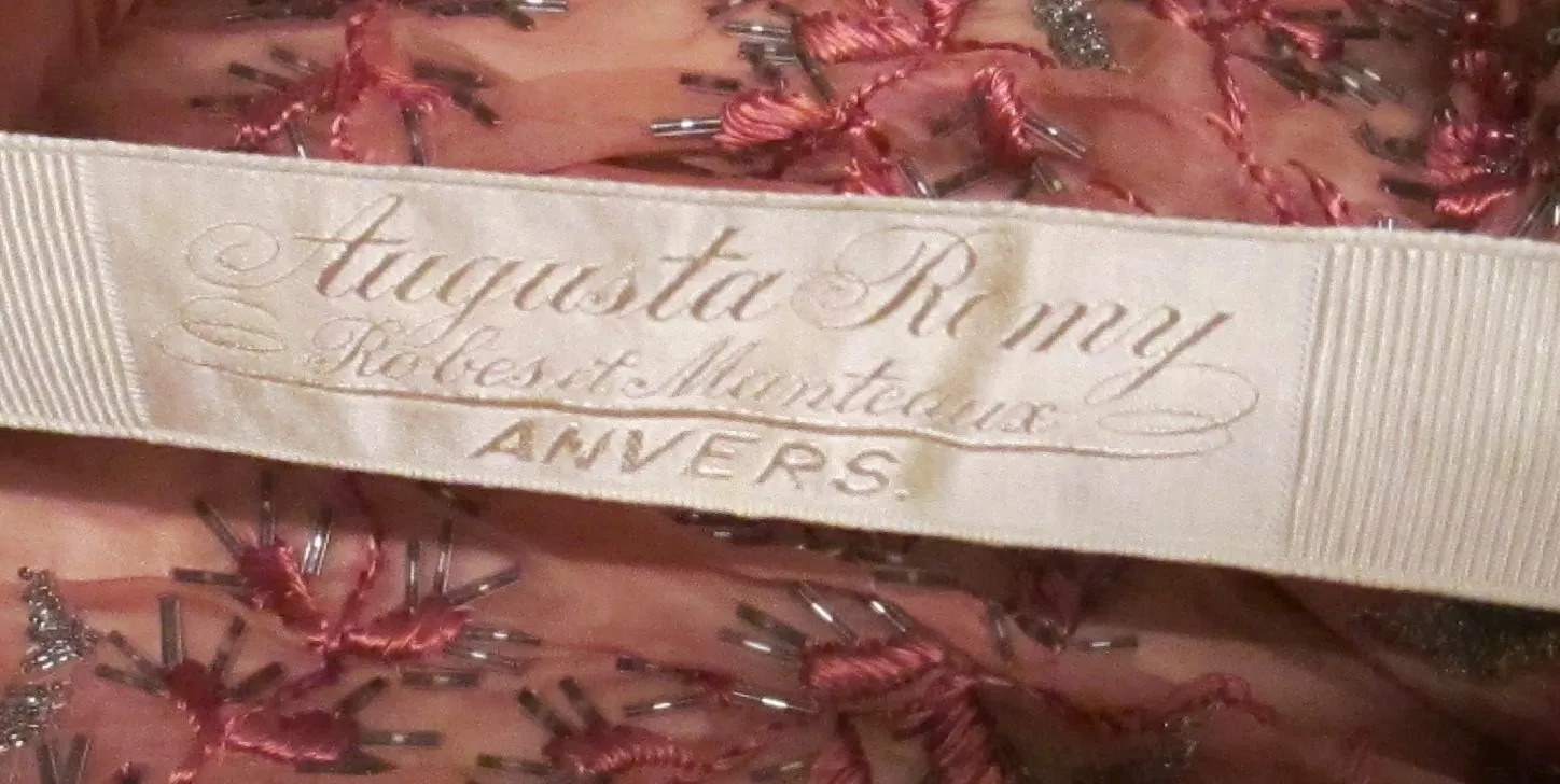 Label van Augusta Remy