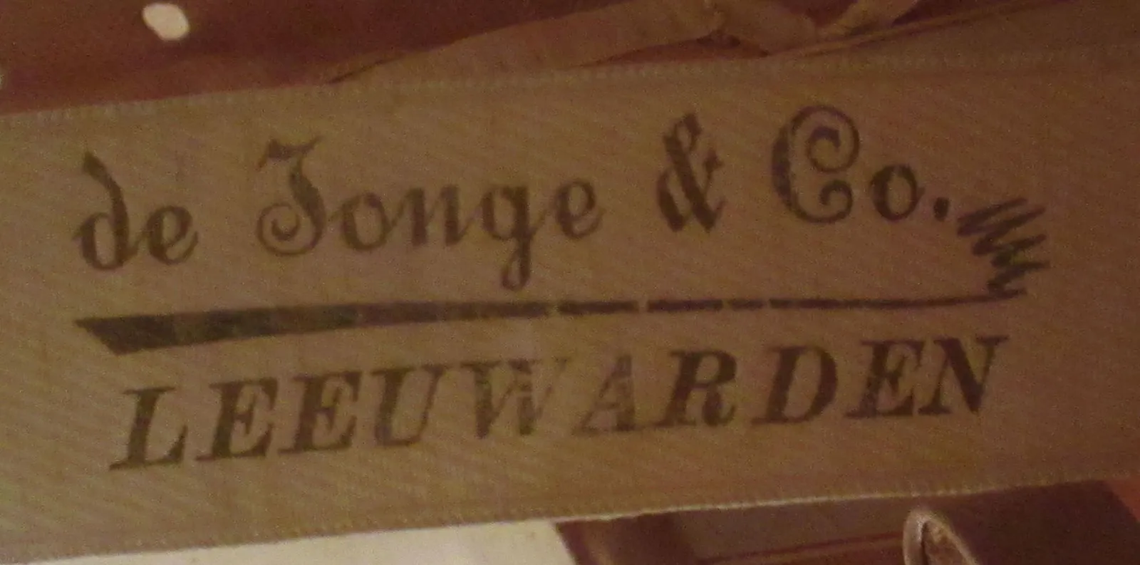 Label van De Jonge & Co