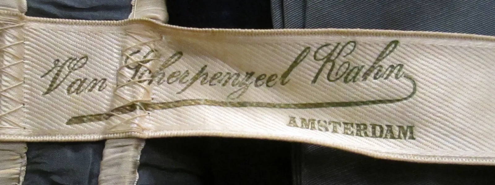 Label van Van Scherpenzeel Kahn