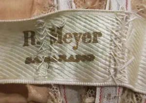 Label van R. Meyer