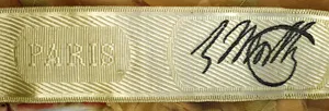 Label van House of Worth