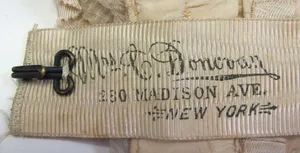 Label van Catherine Donovan