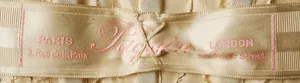 Label van House of Paquin