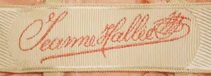 Label van Jeanne Hallée
