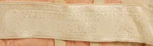 Label van Jeanne Hallée
