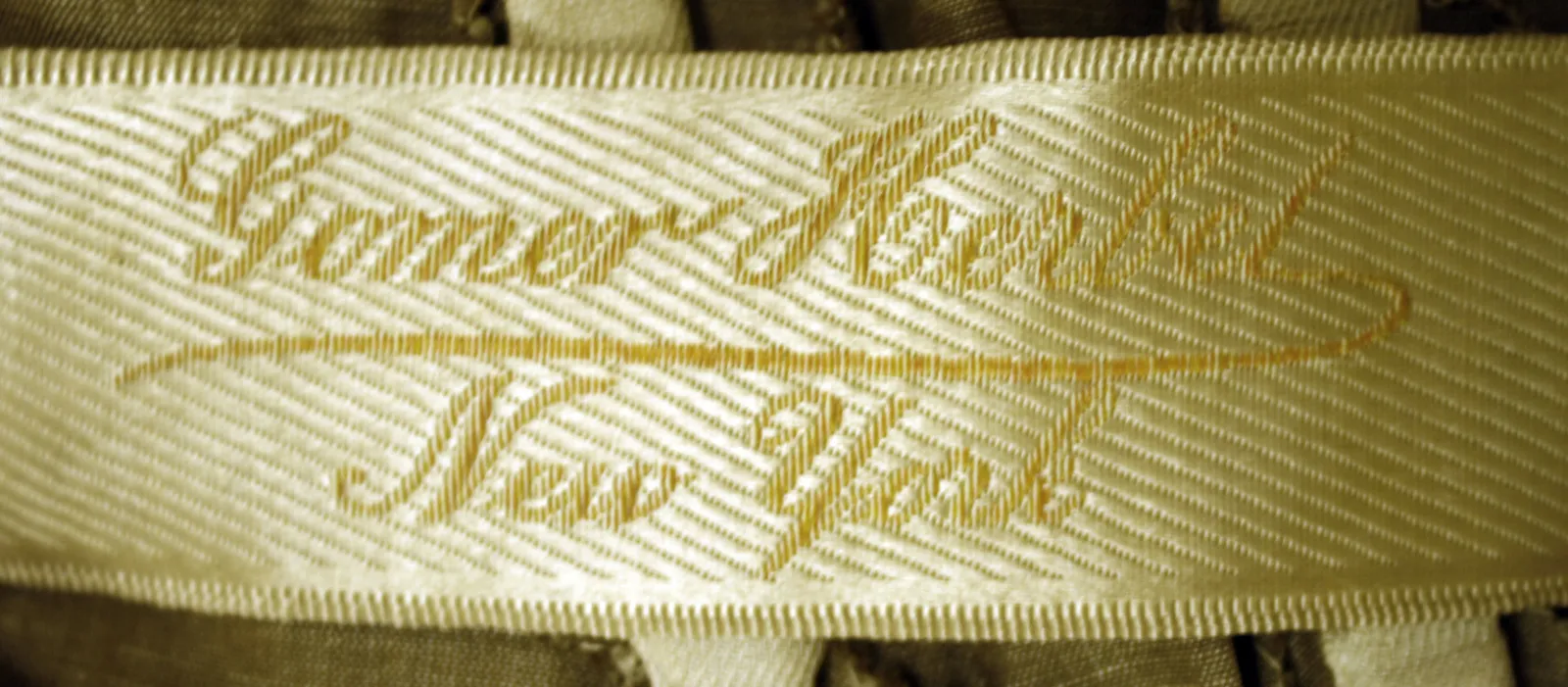 Label van Gomer Herbel