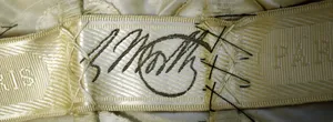 Label van House of Worth